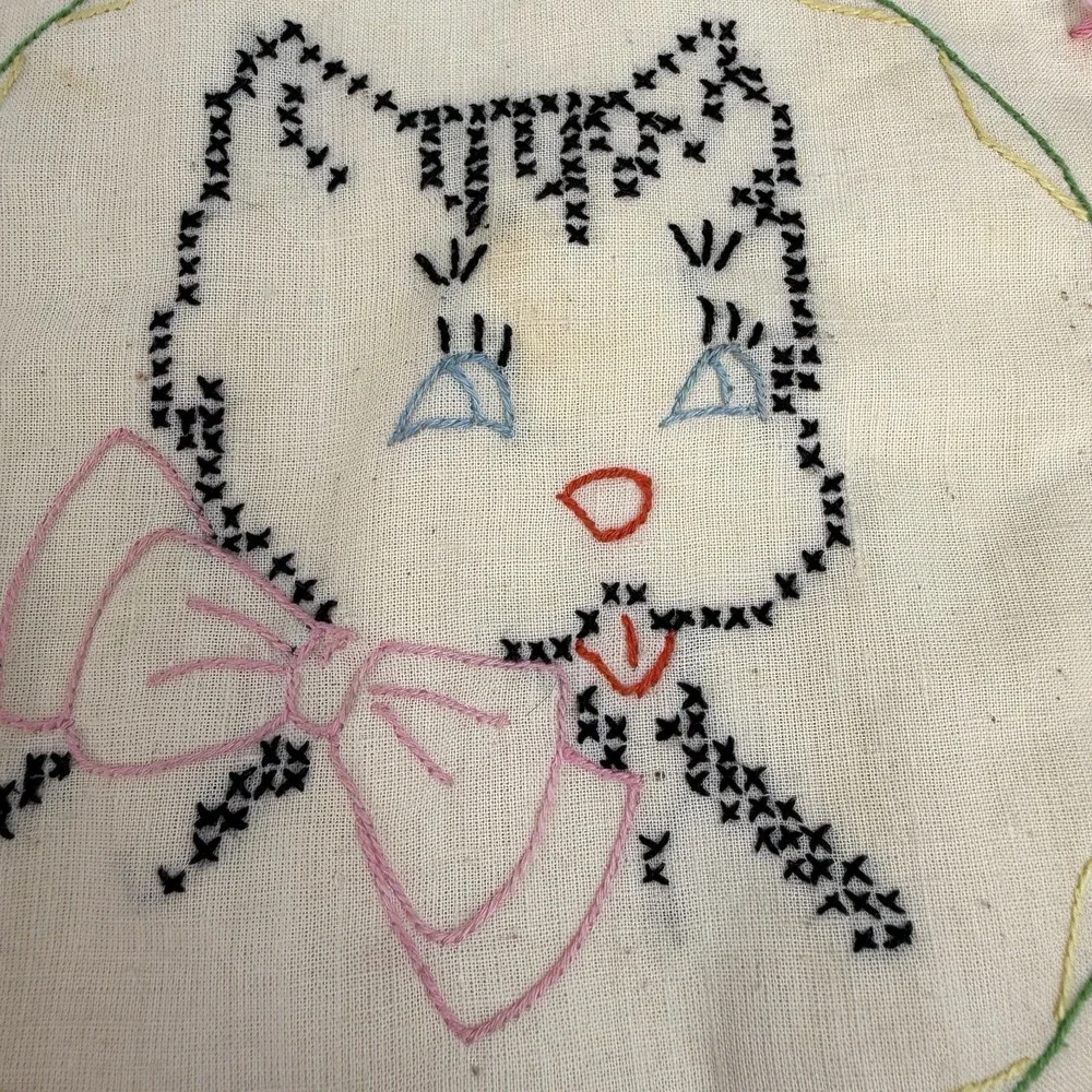 Vintage Embroidered Cross‎ Stitch Kitten Cat Hot Pad Pot Holder Cottagecore MCM